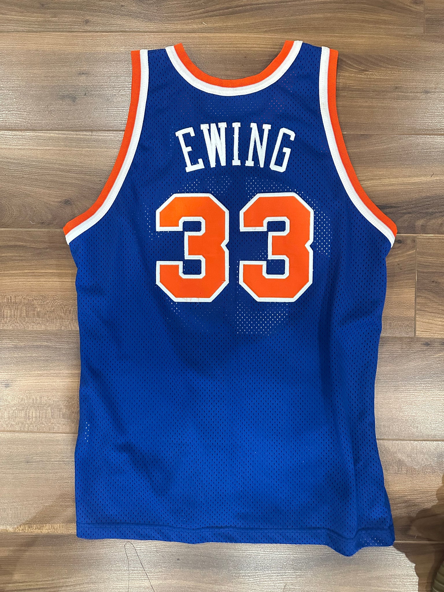 Patrick Ewing New York Knicks #33 Authentic Away Jersey Champion Men's –  The Vintage NYC